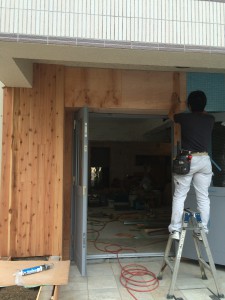 建具廻り仕上げ工事　飲食店改装工事：東京都新宿区