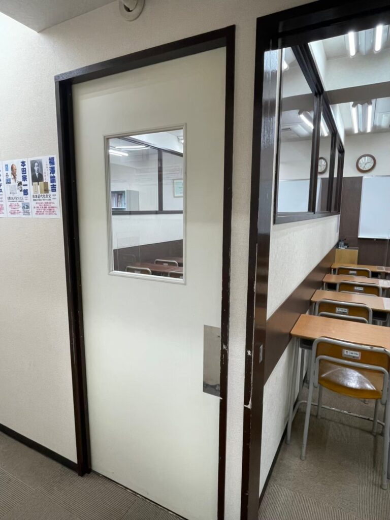 学習塾 内装リノベーション（12）【練馬区】シート工事