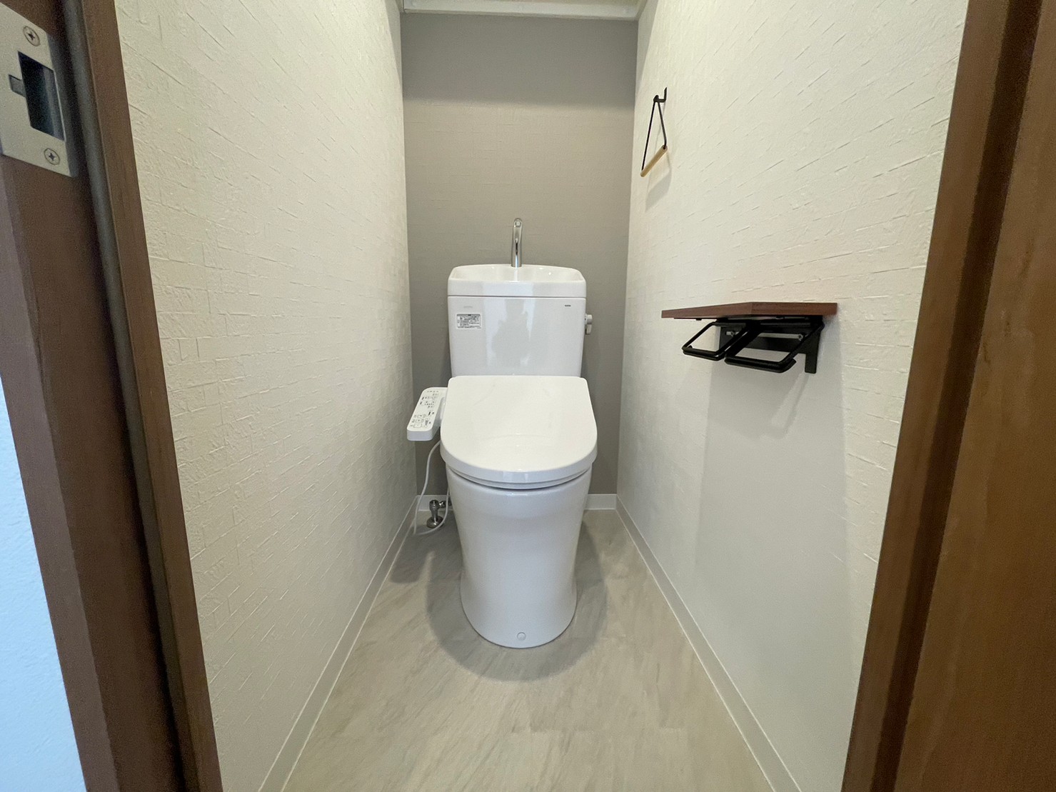 世田谷区　マンションリフォーム　トイレ交換　内装