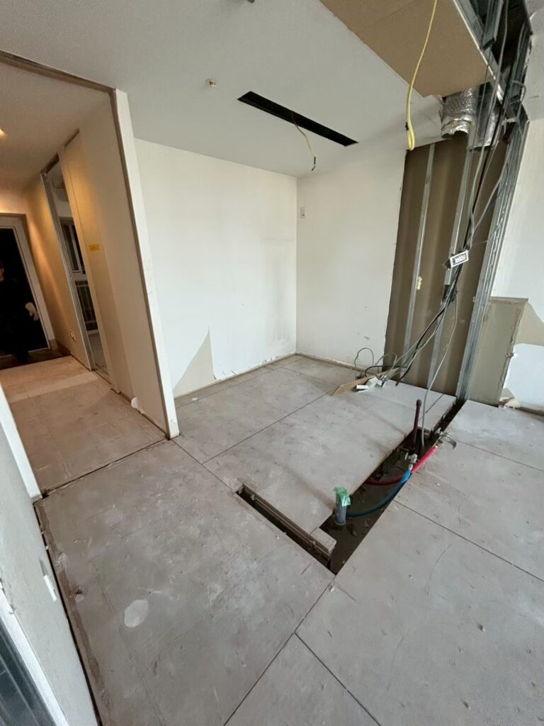 江東区　マンションフルリノベーション工事　【1】　新シリーズ！解体工事